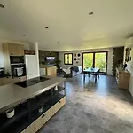 La Mare Aux Canards Apartman *